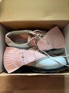 TOP FLITE  Women's White, Pink and Gray Golf Sneakers with Removable Kiltie